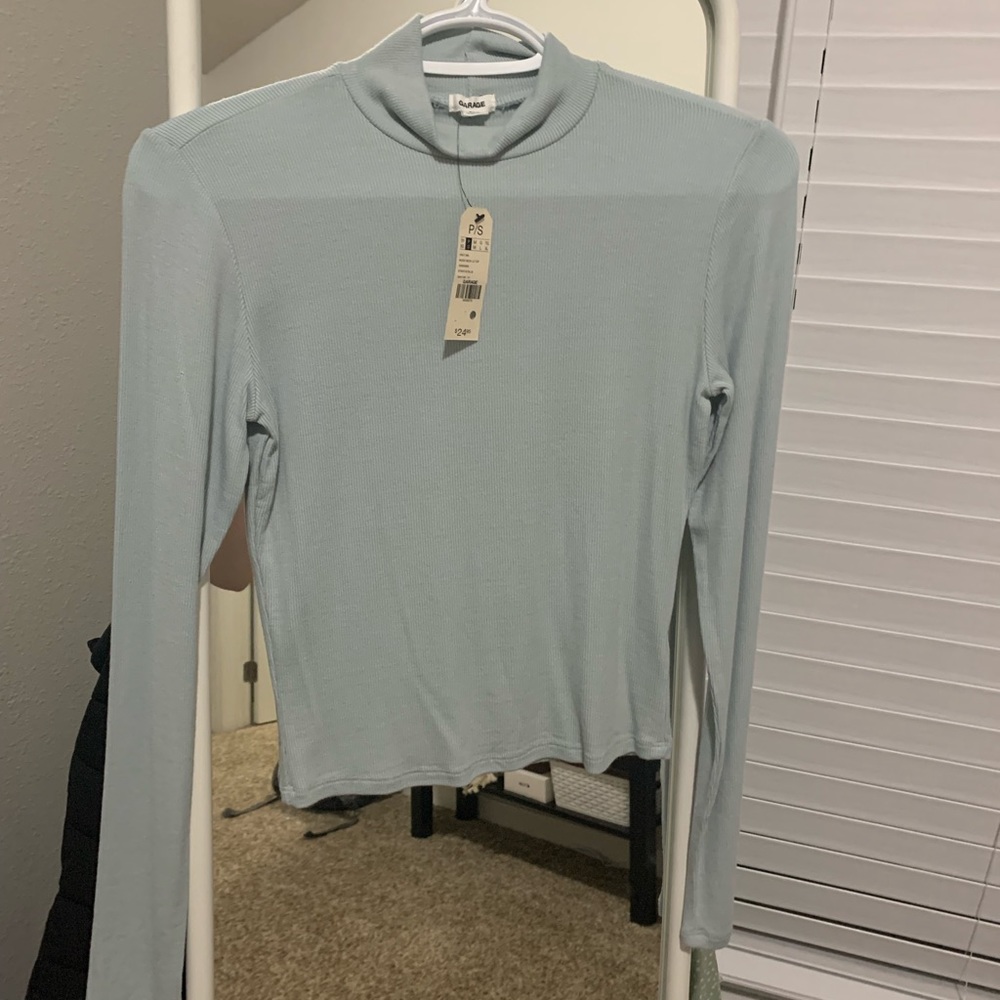 NWT GARAGE MOCKNECK TOP